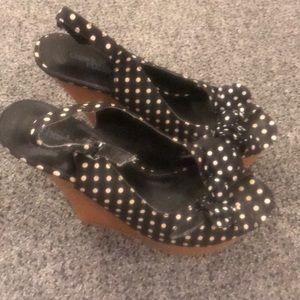 Adorable platform heels